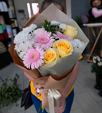 Букет цветов из:  Герберы, Розы и Хризантемы #REPLACE_PRED# Большое Козино