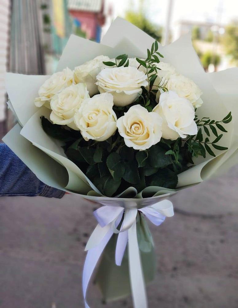 Букет Белые розы Проуд в Большое Козино
