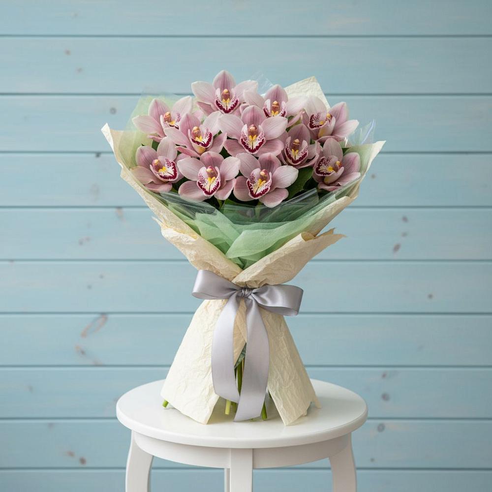 Букет цветов из: Орхидеи и Розы в Большое Козино