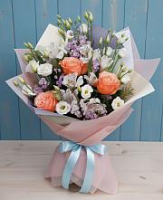 Букет цветов из:  Лизиантусы, Розы, Альстромерии и Гипсофила в Большое Козино