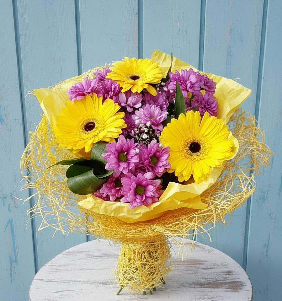 Букет цветов из: Хризантемы и Герберы в Большое Козино